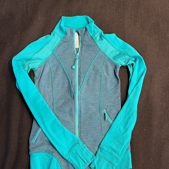 Ivivva by Lululemon Zip Jacket - Picture 9 of 9